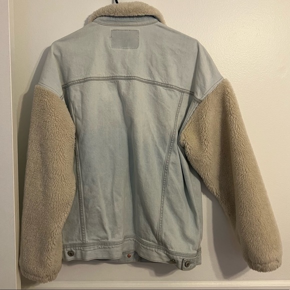 AE Faded Denim Sherpa Jacket - Picture 3 of 4